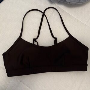 ALO Yoga - Airlift Intrigue Bra